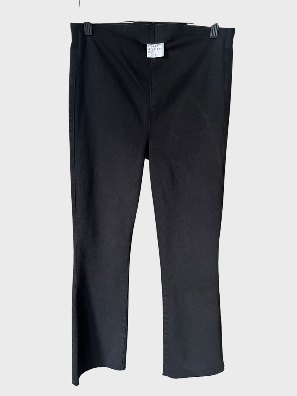 Frank & Eileen Derry illusion pull on jeans.